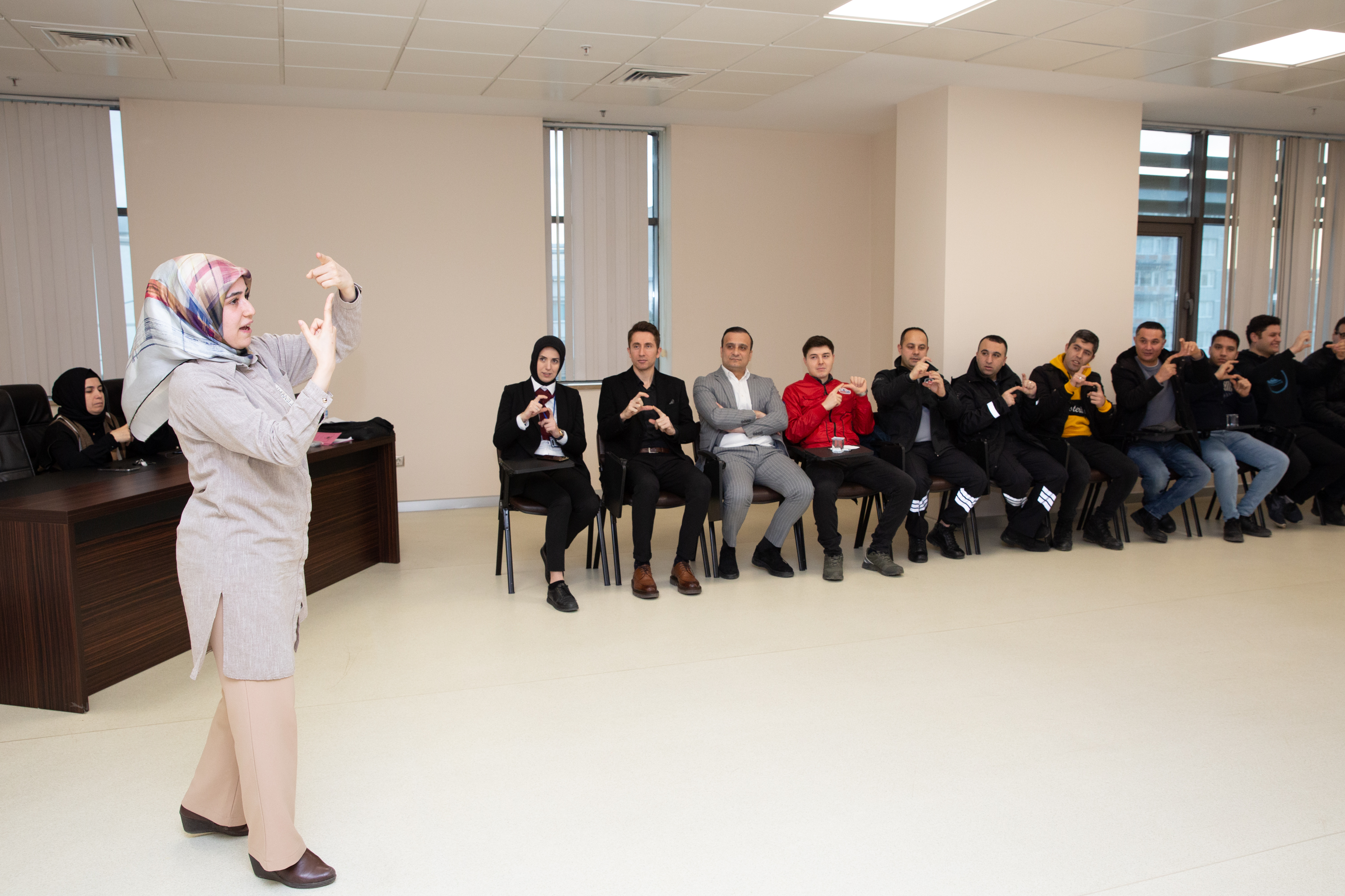 Bursa’da personele “Türk İşaret Dili Eğitimi” düzenlendi