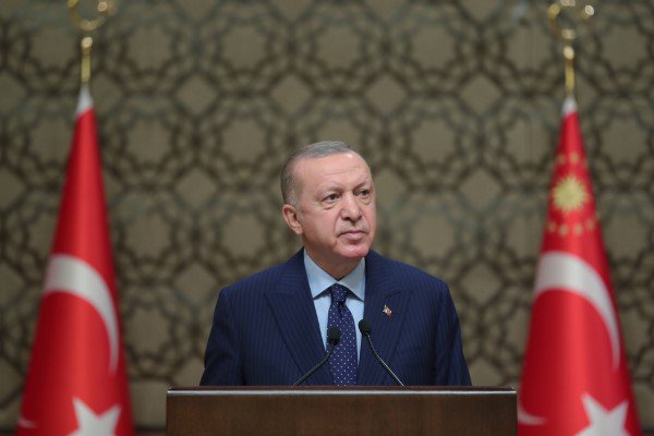 Erdoğan: “Türkiye siyasetinde gençleri merkezine alan tek parti, AK Parti’dir”