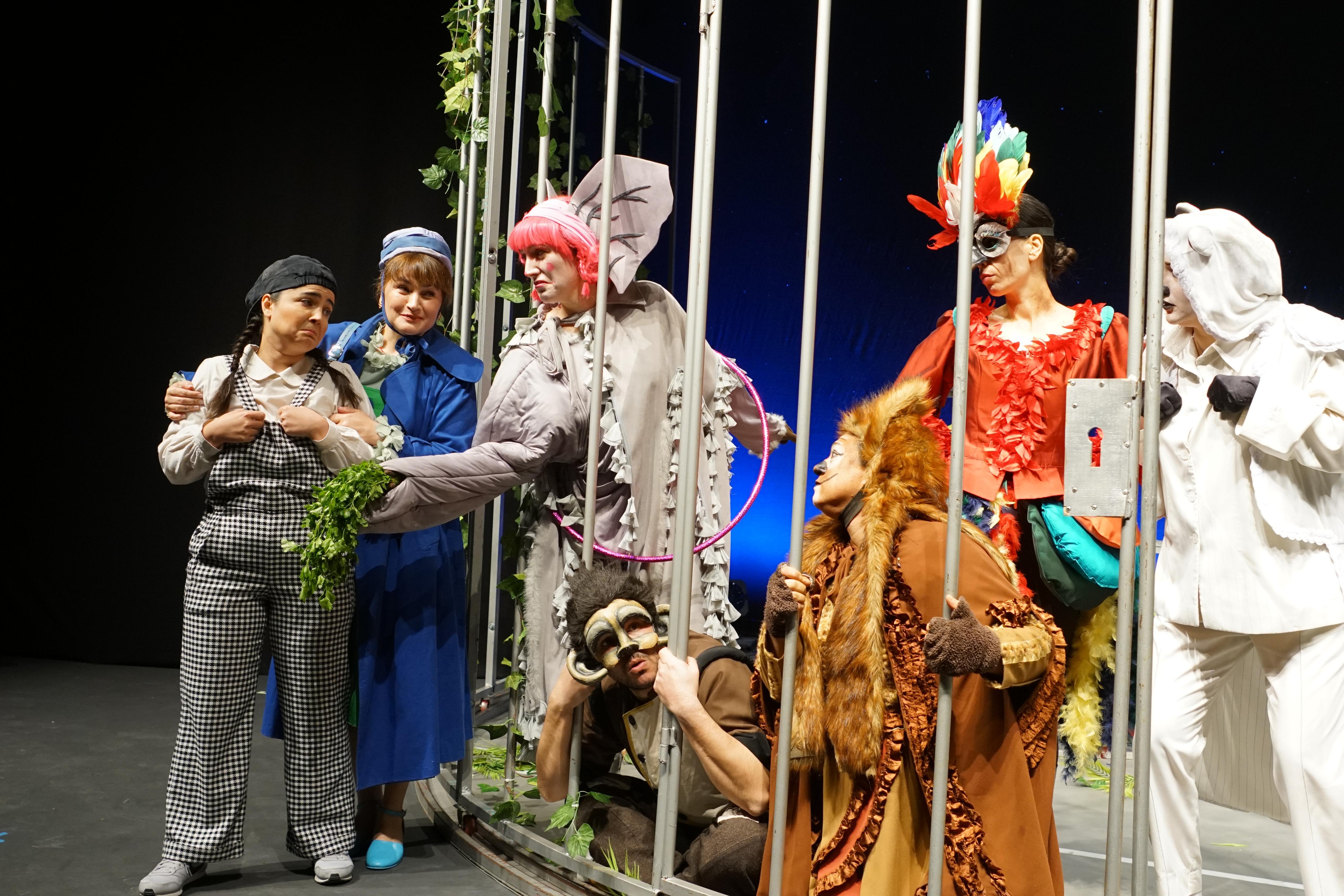İBB Şehir Tiyatroları ”Rüya” oyunuyla Antalyalı çocuklarla buluştu