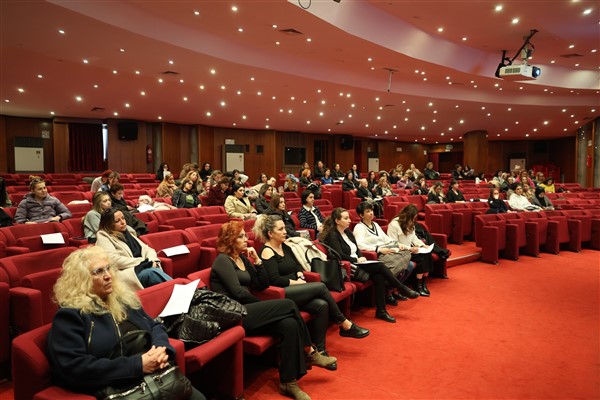 Eskişehir Büyükşehir Belediyesi’nde çalışan kadın personele yönelik eğitim düzenlendi