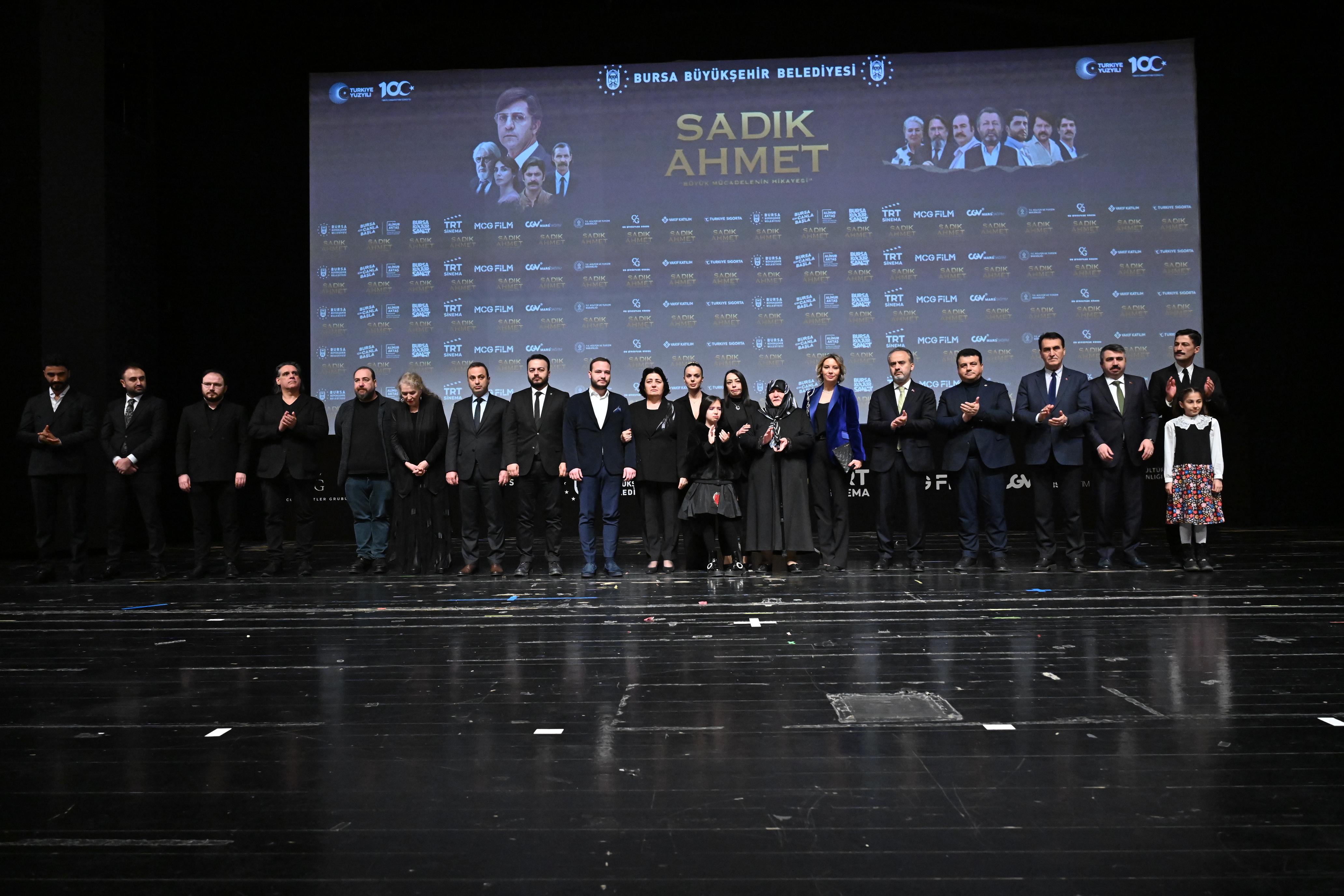 “Sadık Ahmet” filminin Bursa’da gala gösterimi yapıldı